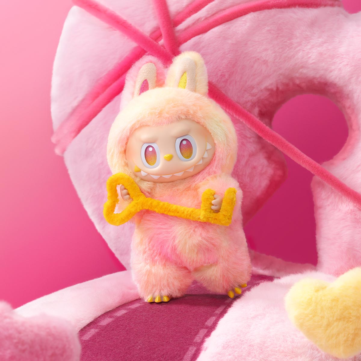 AUTHENTIC POP MART LABUBU-THE MONSTERS Big into Energy Series-Vinyl Plush Pendant BILND BOX