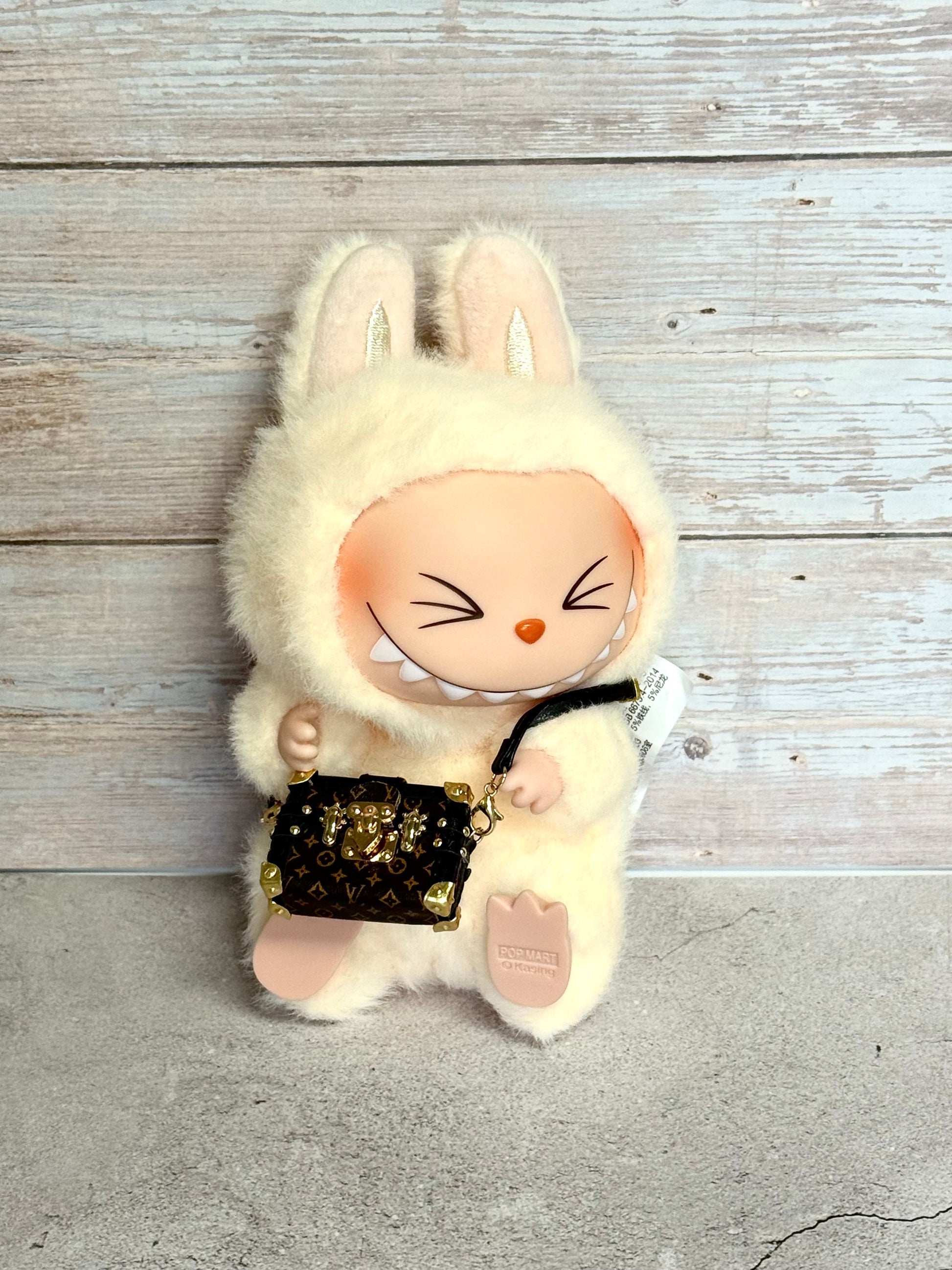 Labubu Petite Malle Bag